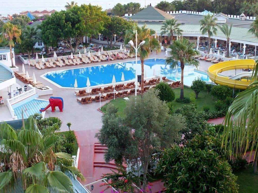 The Garden Beach Hotel Konaklı Kültér fotó