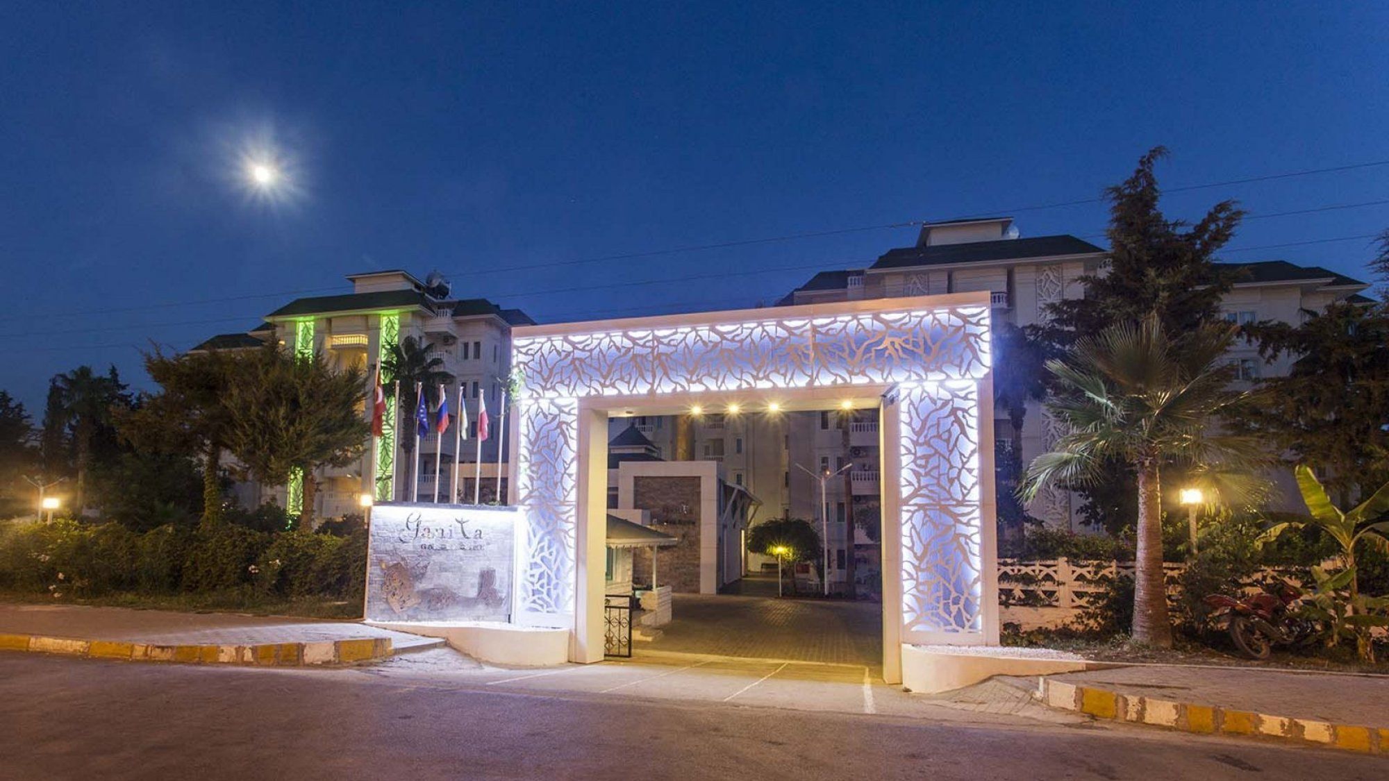 The Garden Beach Hotel Konaklı Kültér fotó